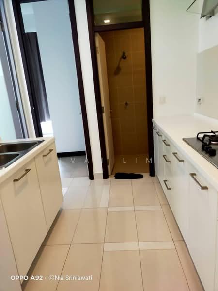 Kondominium untuk Dijual di Kiaramas Danai - Ivan Lim - Kitchen - PropertyGuru.com.my