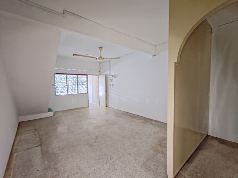 Rumah Teres 2 Tingkat untuk Disewa di Taman Kem (Port Klang (Pelabuhan Klang)) - Diana See - Living Room - PropertyGuru.com.my