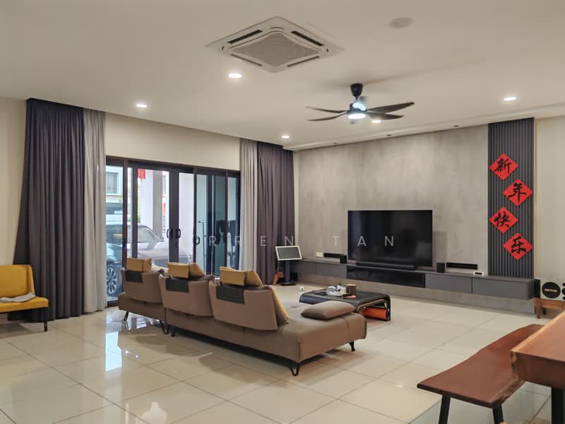 2-storey Terraced House for Sale in Elmina (Shah Alam) - Darren Tan - Living Room - PropertyGuru.com.my