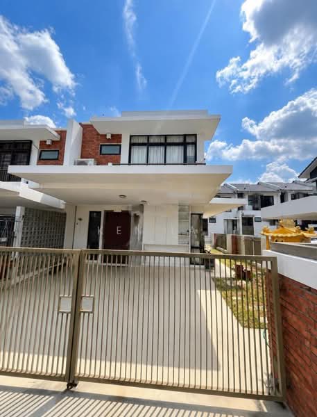 Terraced House for Sale in Shah Alam (Selangor) - Ken Lai - Exterior - PropertyGuru.com.my