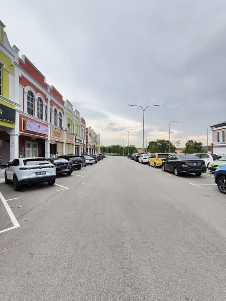 Shop for Rent in Taman Mount Austin (Tebrau) - Jane Ngoi - Exterior - PropertyGuru.com.my