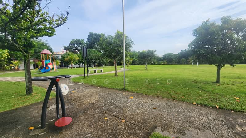3-storey Terraced House for Sale in Taman Tasik Damai (Sungai Besi) - Maggie Yeo - Recreational Park - PropertyGuru.com.my