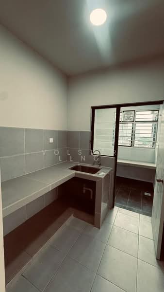 Pangsapuri untuk Disewa di Residensi Max - Volster Leng - Kitchen - PropertyGuru.com.my