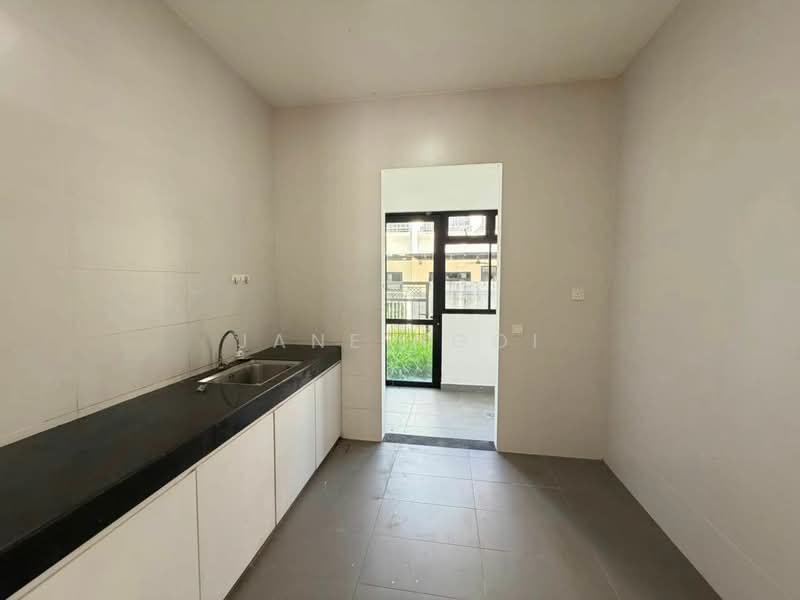 2-storey Terraced House for Sale in Johor Bahru (Johor) - Jane Ngoi - Kitchen - PropertyGuru.com.my