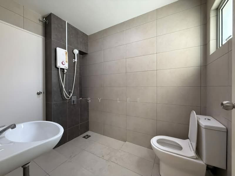 2-storey Terraced House for Rent in Bandar Gamuda Cove (Dengkil) - SY Lee - Bathroom - PropertyGuru.com.my