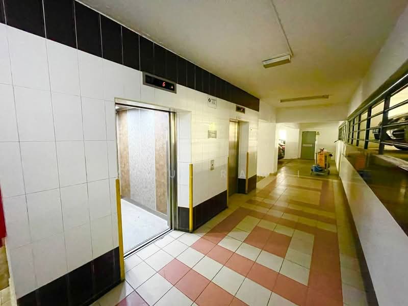 Condominium for Sale at Mentari Kondominium - Hairul Ramli - Corridor - PropertyGuru.com.my