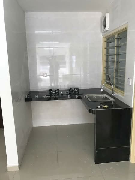 Pangsapuri untuk Disewa di Flora Damansara Apartment - Chan Keong Tan - Kitchen - PropertyGuru.com.my