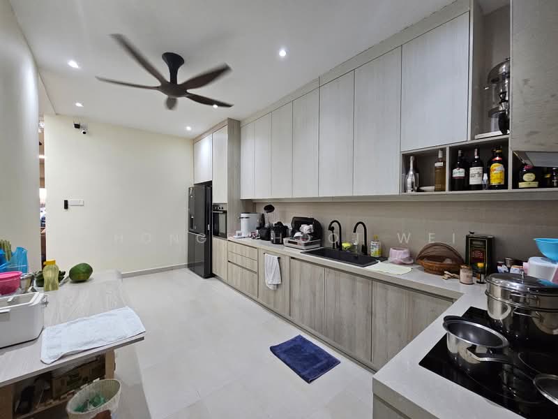 Rumah Teres 1 Tingkat untuk Dijual di Reservoir Garden (Ayer Itam) - Chong Chooi Wei - Kitchen - PropertyGuru.com.my