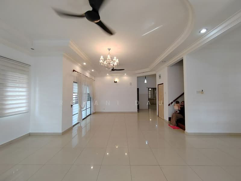 Semi-Detached House for Rent in Prima Saujana (Kajang) - Rohani Daud - Living Room - PropertyGuru.com.my