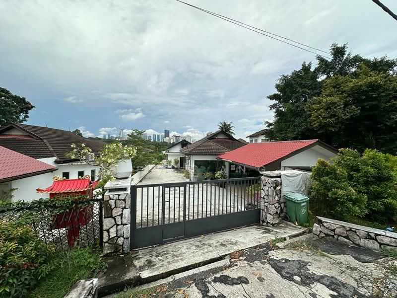 Rumah Banglo untuk Dijual di Petaling Jaya (Selangor) - Kelly Ang - Exterior - PropertyGuru.com.my