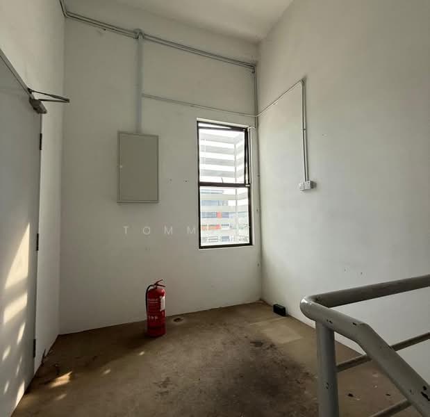 Warehouse for Rent in Bandar Bukit Raja (Klang) - TOMMY TAN - Interior - PropertyGuru.com.my