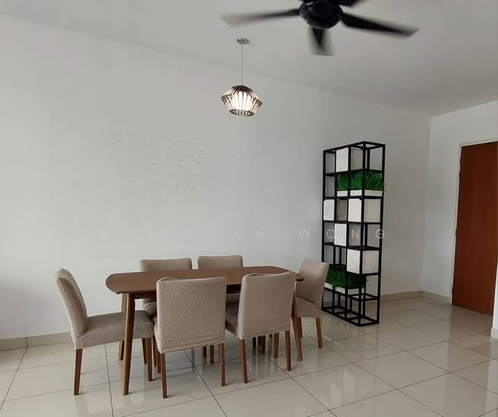 Servis Apartment untuk Dijual di Woodsbury Suites - Wai Kuan Wong - Dining Room - PropertyGuru.com.my