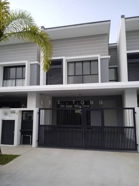Rumah Teres 2 Tingkat untuk Dijual di Telok Panglima Garang (Selangor) - Alex Tong - PropertyGuru.com.my