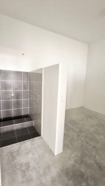 Factory for Rent in Senai (Kulai) - Zephyr Khoo - Bathroom - PropertyGuru.com.my