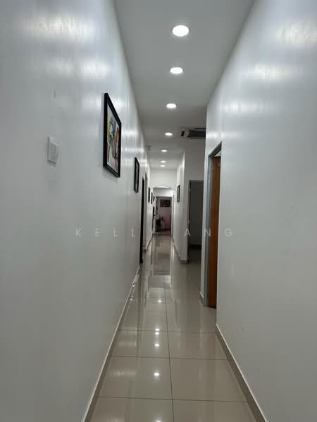 Rumah Banglo untuk Dijual di Petaling Jaya (Selangor) - Kelly Ang - Corridor - PropertyGuru.com.my