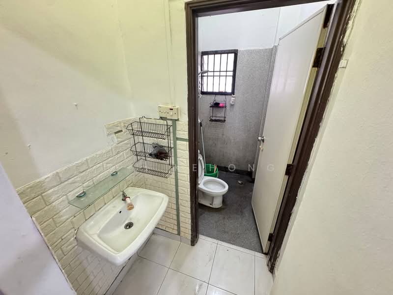 Rumah Teres 1.5 Tingkat untuk Disewa di Taman Sutera (Johor Bahru) - Wei KeHong - PropertyGuru.com.my