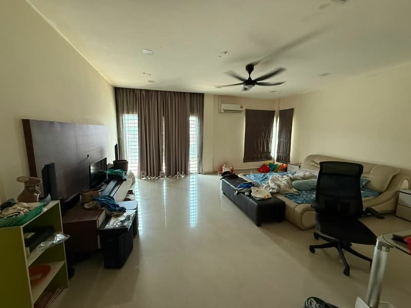 Rumah Berkembar untuk Dijual di Seremban (Negeri Sembilan) - Terence Lok - Living Room - PropertyGuru.com.my