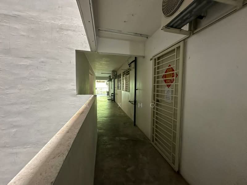 Apartment for Sale at Taman Bukit Erskine - Alex Ho - Corridor - PropertyGuru.com.my