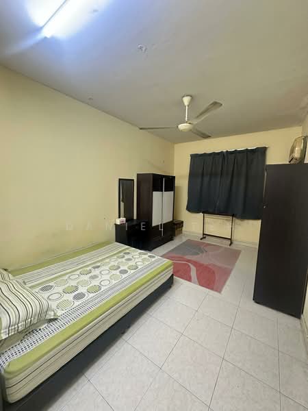 Pangsapuri untuk Disewa di Mentari Court 2, Bandar Sunway - Daniel Teh - Bedroom - PropertyGuru.com.my