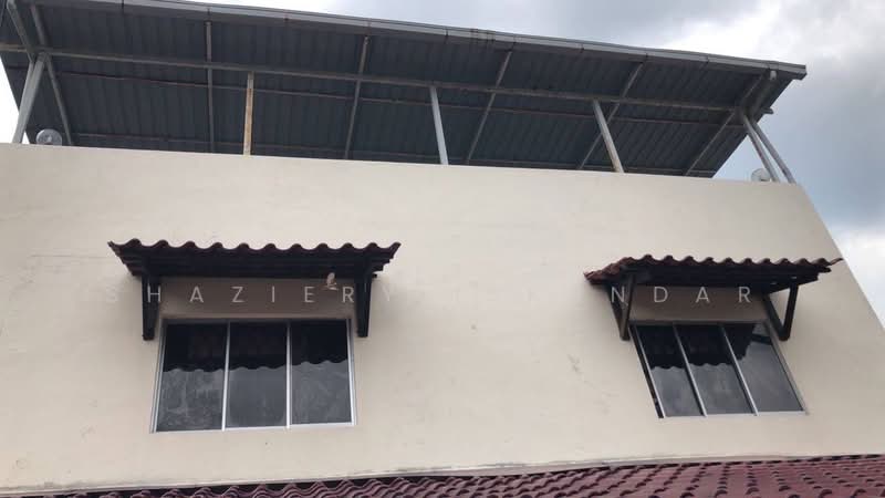 Rumah Teres 3 Tingkat untuk Dijual di Kuala Ampang (Ampang) - Shaziery Iskandar - Exterior - PropertyGuru.com.my