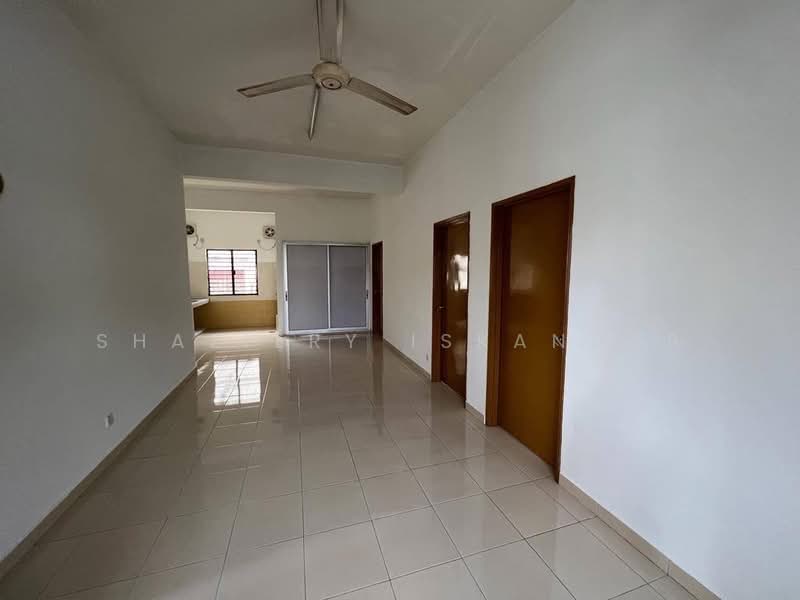 Rumah Teres 3 Tingkat untuk Dijual di Kuala Ampang (Ampang) - Shaziery Iskandar - PropertyGuru.com.my