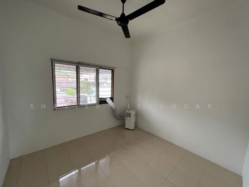 Rumah Teres 3 Tingkat untuk Dijual di Kuala Ampang (Ampang) - Shaziery Iskandar - PropertyGuru.com.my