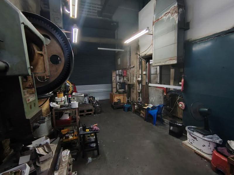 Gudang untuk Dijual di Taman Perindustrian Oug (Jalan Klang Lama (Old Klang Road)) - MAN CHOW - PropertyGuru.com.my