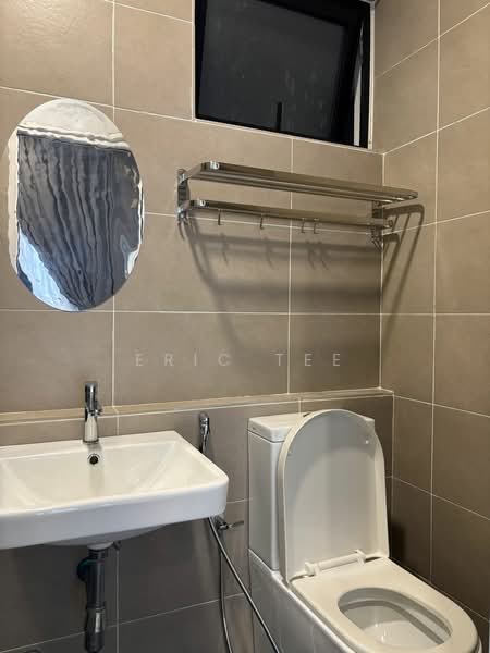 Servis Apartment untuk Disewa di D'Pristine - Eric Tee - Bathroom - PropertyGuru.com.my