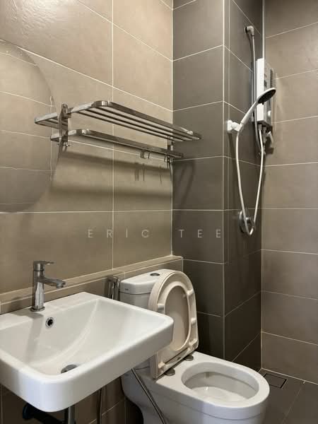 Servis Apartment untuk Disewa di D'Pristine - Eric Tee - Bathroom - PropertyGuru.com.my