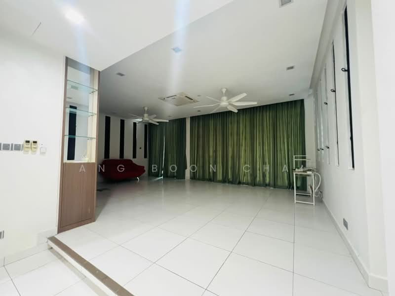 Semi-Detached House for Rent in Taman Tasek (Johor Bahru) - Ang Boon Chai - Living Room - PropertyGuru.com.my