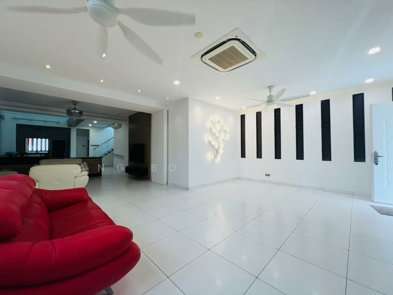 Semi-Detached House for Rent in Taman Tasek (Johor Bahru) - Ang Boon Chai - Living Room - PropertyGuru.com.my