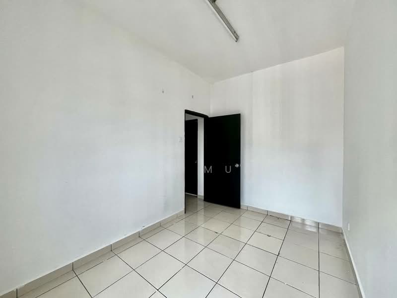 Apartment for Sale at Sri Ixora Apartment - Basri Munir - Interior - PropertyGuru.com.my