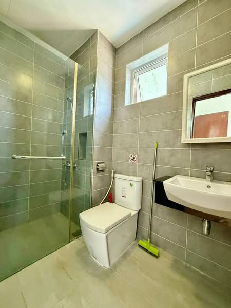 Servis Apartment untuk Disewa di Paragon Residences @ Straits View - Kc Teo - Bathroom - PropertyGuru.com.my