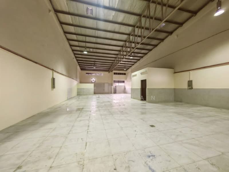 Terrace Factory for Sale in Taman Desa Cemerlang (Ulu Tiram) - Tom Chian - PropertyGuru.com.my
