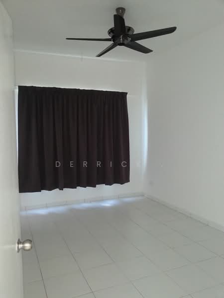 Kondominium untuk Dijual di The Golden Triangle Condominium - Derrick . - Interior - PropertyGuru.com.my