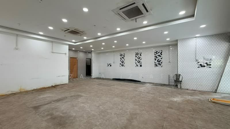 Rumah Niaga untuk Disewa di Bukit Jelutong (Shah Alam) - Izzaza Izzati - Interior - PropertyGuru.com.my