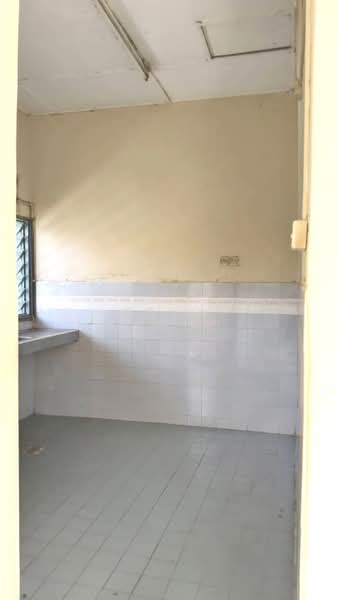 Terraced House for Rent in Taman Desa Cempaka (Nilai) - Eric Chong - Kitchen - PropertyGuru.com.my