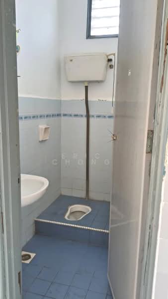 Terraced House for Rent in Taman Desa Cempaka (Nilai) - Eric Chong - Bathroom - PropertyGuru.com.my