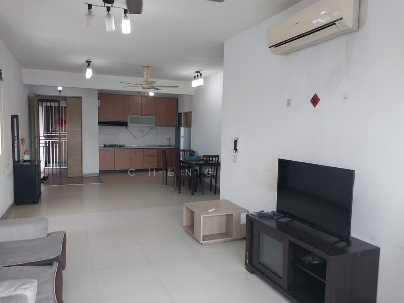 Kondominium untuk Dijual di Savanna Condominium - Cheng SY - Living Room - PropertyGuru.com.my