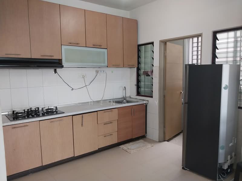 Kondominium untuk Dijual di Savanna Condominium - Cheng SY - Kitchen - PropertyGuru.com.my