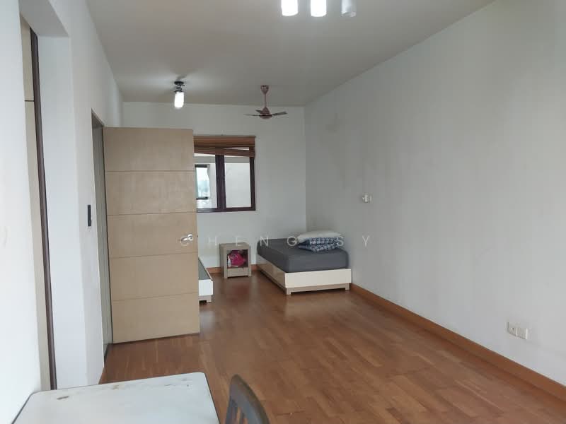 Kondominium untuk Dijual di Savanna Condominium - Cheng SY - Bedroom - PropertyGuru.com.my