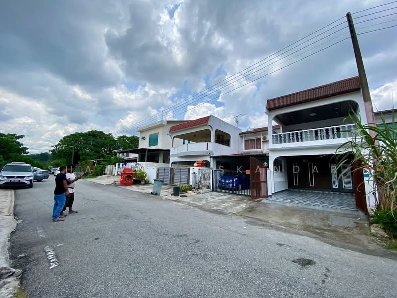 2-storey Terraced House for Sale in Taman Bukit Rawang Jaya (Rawang) - Shaziery Iskandar - Exterior - PropertyGuru.com.my