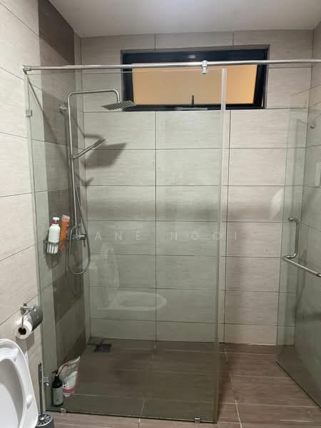 Servis Apartment untuk Disewa di Molek Regency - Jane Ngoi - Bathroom - PropertyGuru.com.my