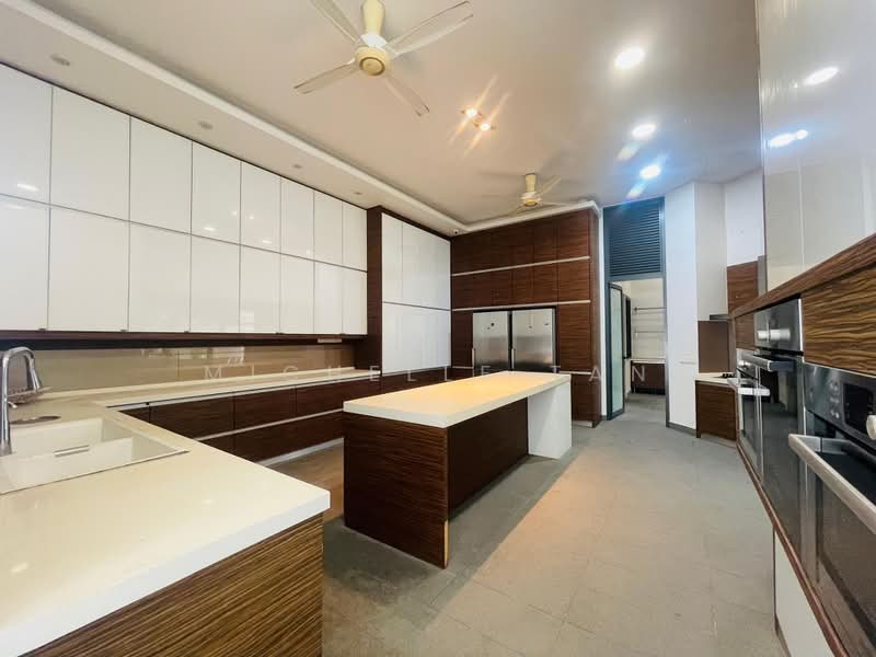 Bungalow for Rent in Taman U Thant (Ampang) - Michelle Tan - Kitchen - PropertyGuru.com.my