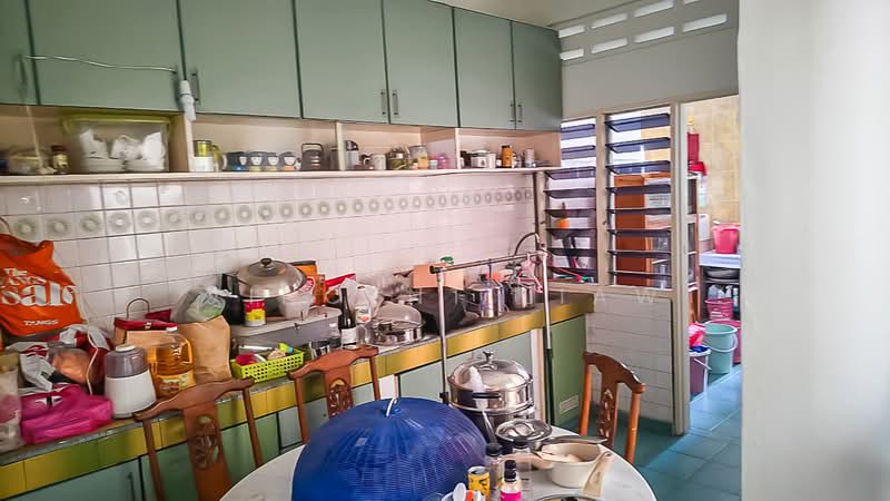 1-storey Terraced House for Sale in Kelana Jaya (Petaling Jaya) - Vincent Liaw - Kitchen - PropertyGuru.com.my