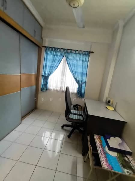 Rumah Flat untuk Dijual di Taman Sri Angsana - Derrick . - Study - PropertyGuru.com.my