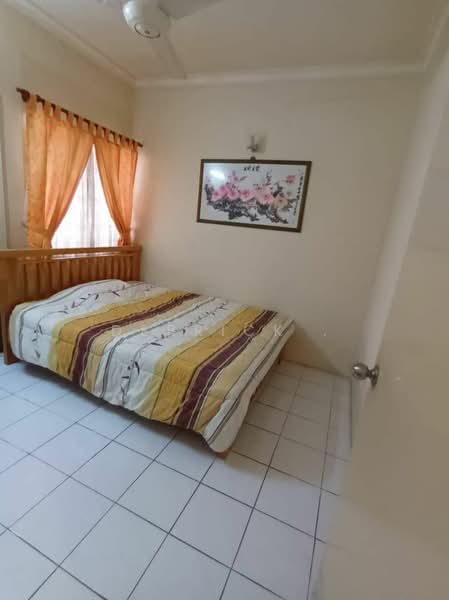 Rumah Flat untuk Dijual di Taman Sri Angsana - Derrick . - Bedroom - PropertyGuru.com.my