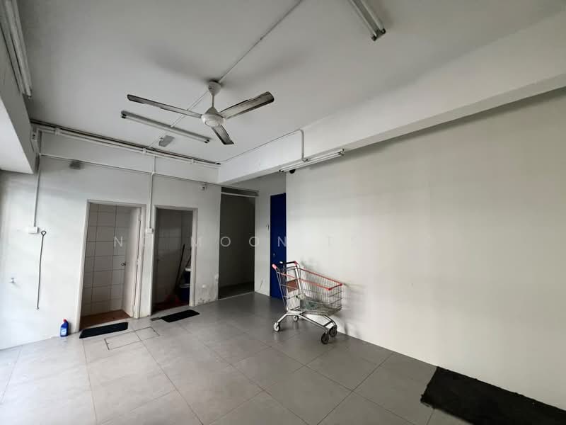 Shop for Rent in Pandan Indah (Ampang) - Ng Moon Tsing - Interior - PropertyGuru.com.my