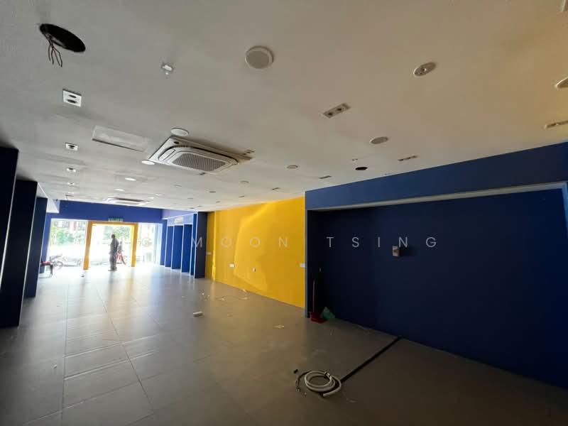 Shop for Rent in Pandan Indah (Ampang) - Ng Moon Tsing - Entrance - PropertyGuru.com.my