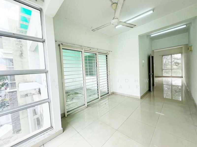 Rumah Berkembar untuk Dijual di Sungai Buloh (Selangor) - Muhammad Ridhwan Mohd Huzairi - Living Room - PropertyGuru.com.my